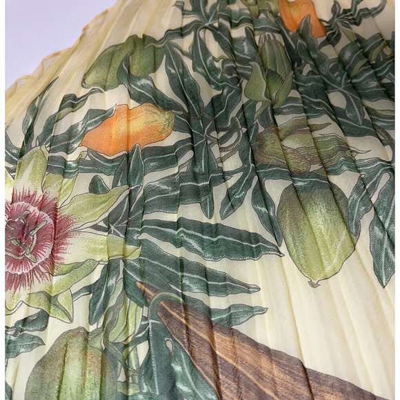 Hermès Plissé Silk chiffon passiflores pleated scarf w/ designer box - Picture 5 of 10